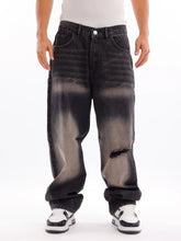 Cutting Wideleg Denim