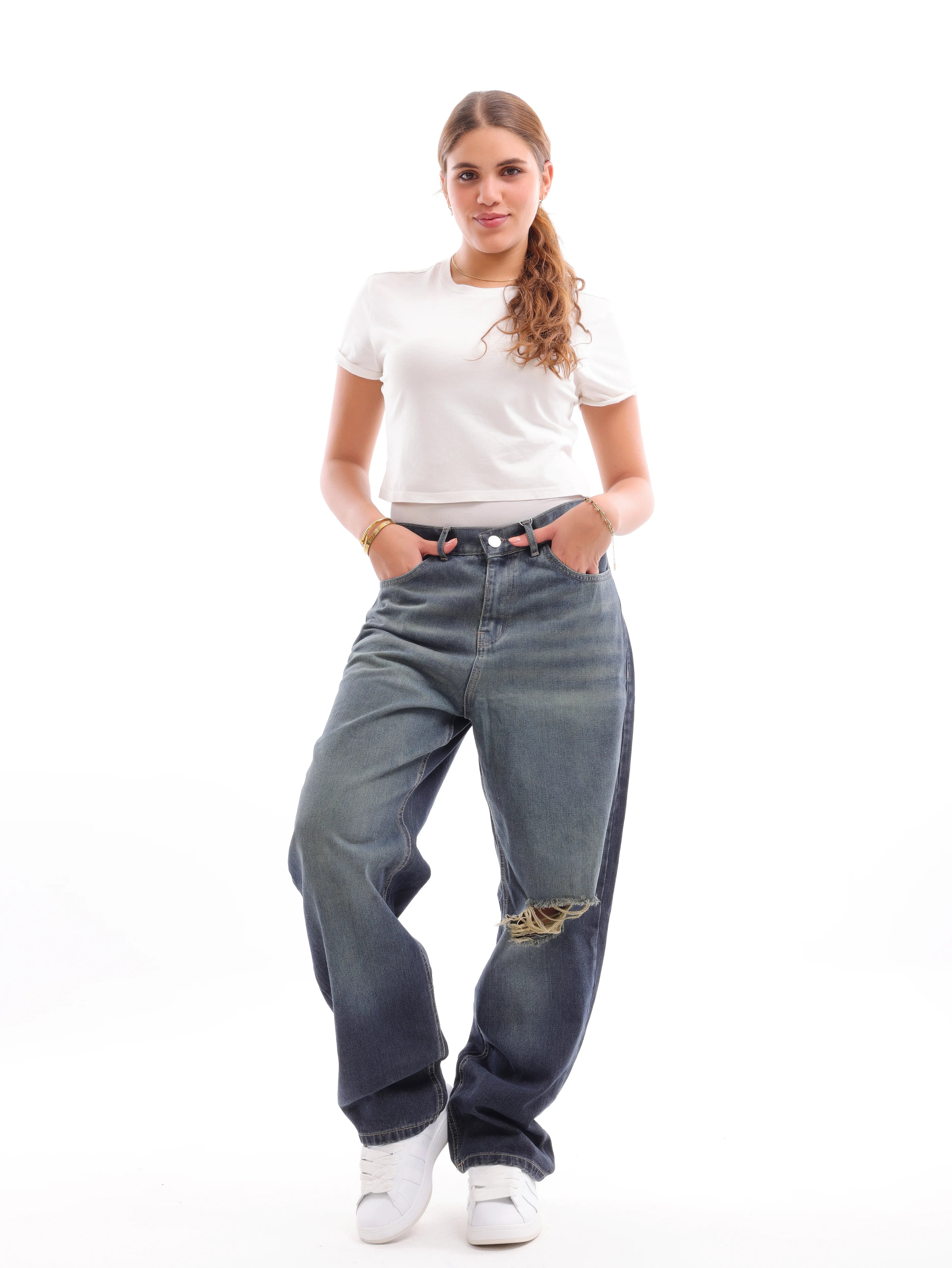 Cutting Wideleg Denim