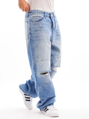 Cutting Wideleg Denim