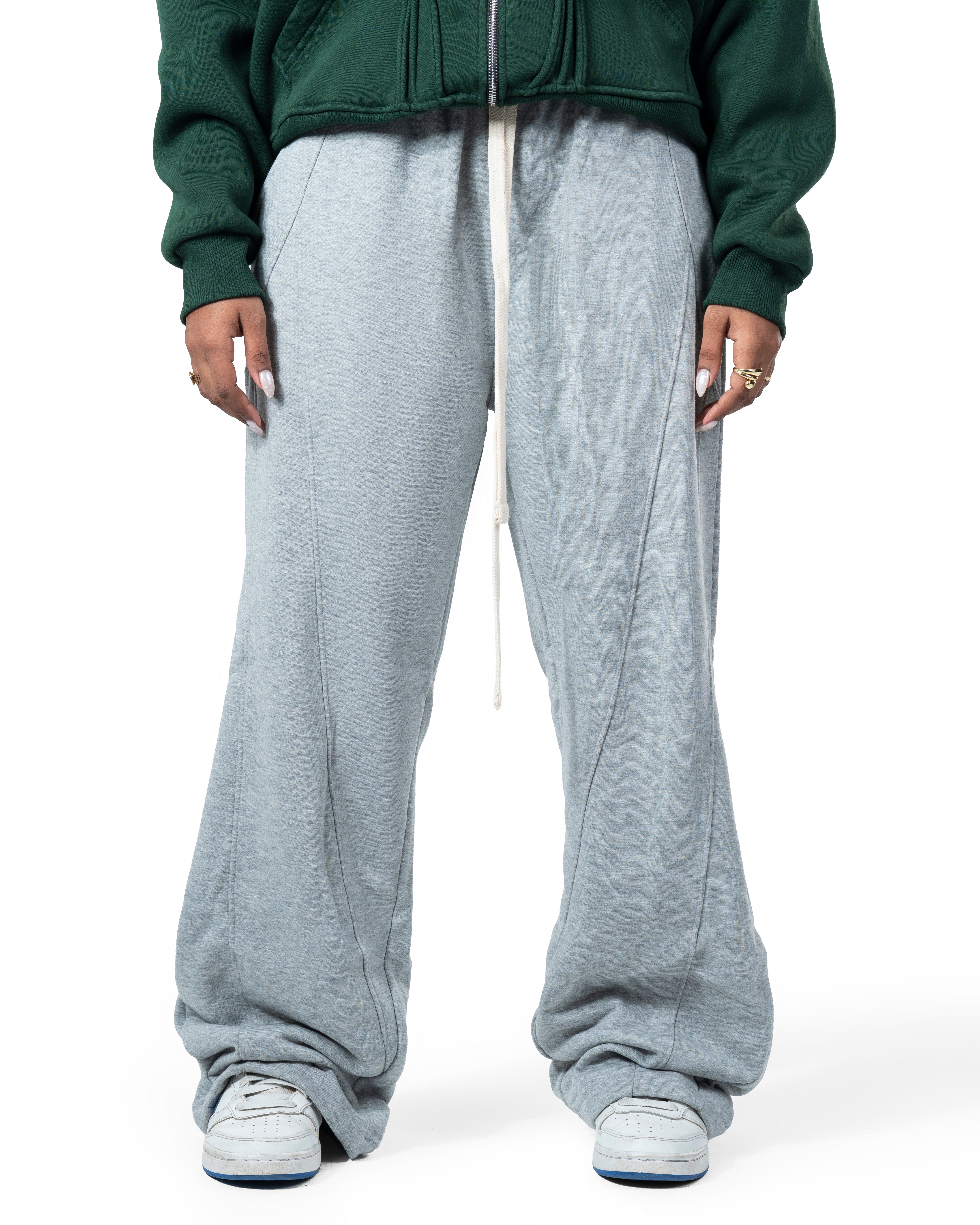 Wide-leg sweatpant