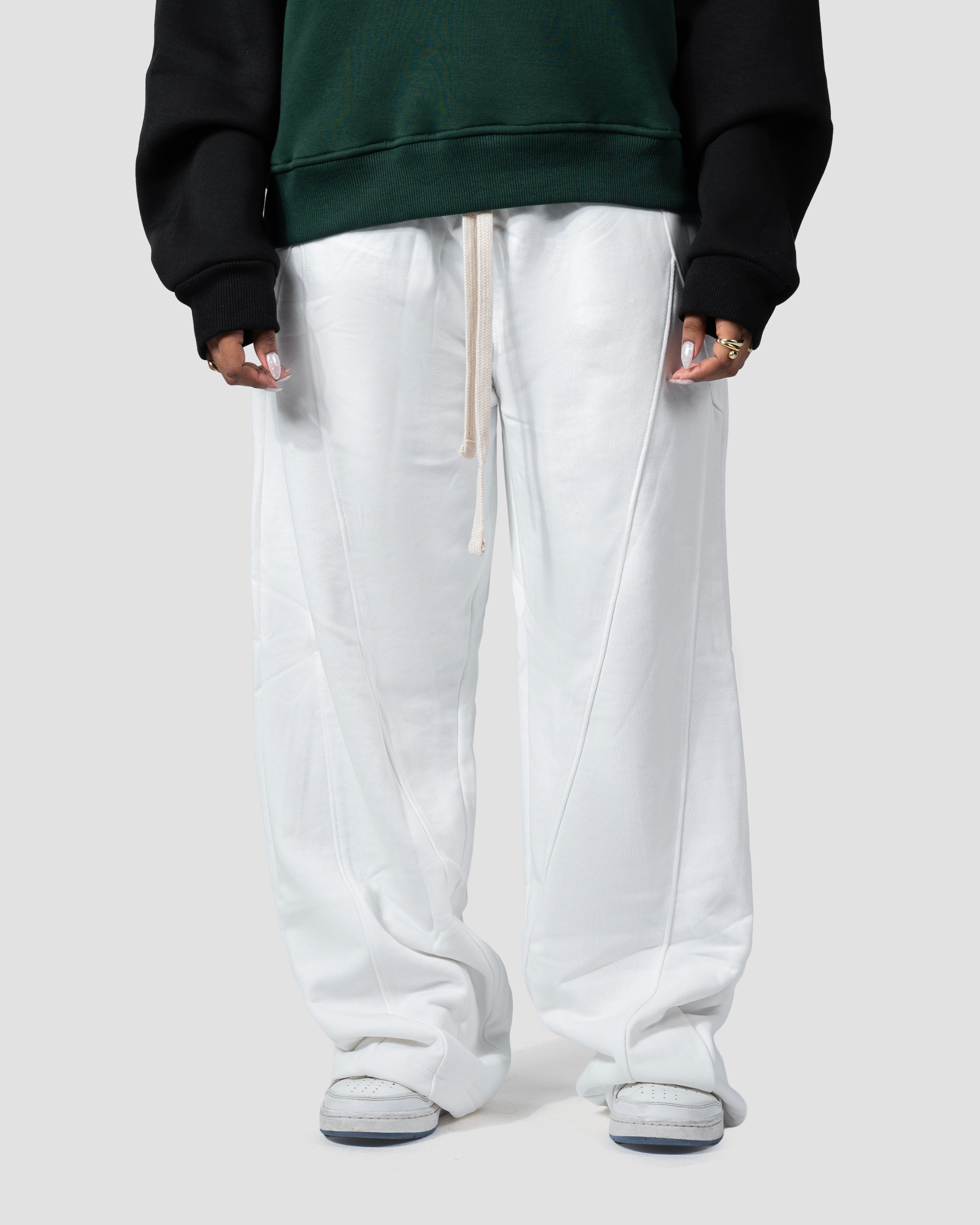 Wide-leg sweatpant